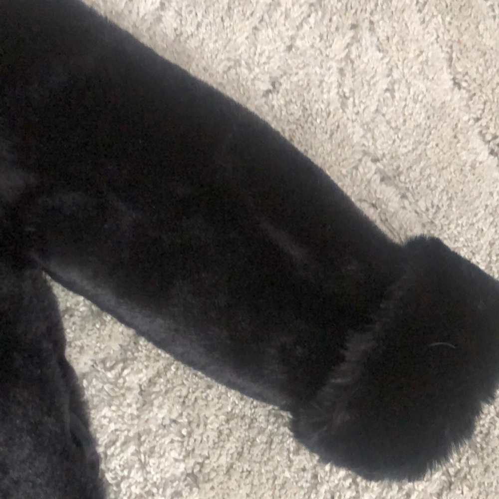 Girls fur Jacket - Picture 9 of 10